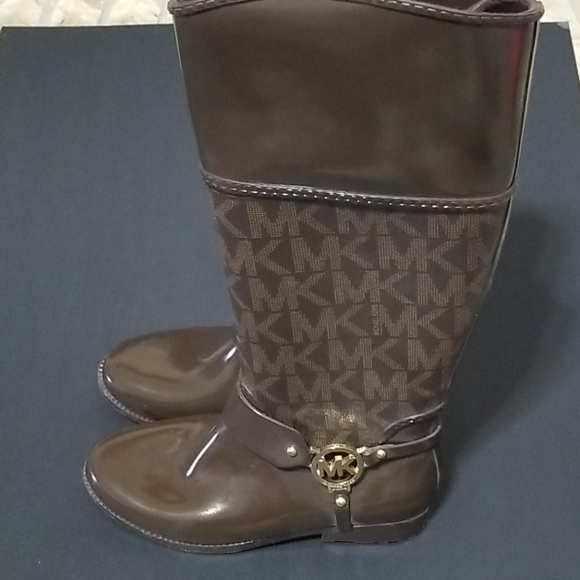 COPY - Michael kors rain boots - Picture 1 of 2